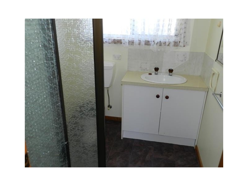 4/2 Raglan Street, Somerset TAS 7322