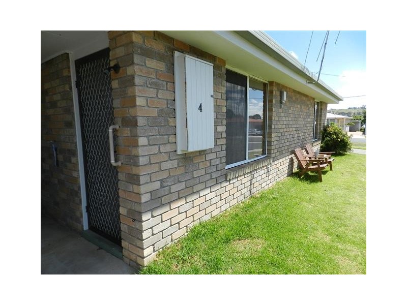 4/2 Raglan Street, Somerset TAS 7322