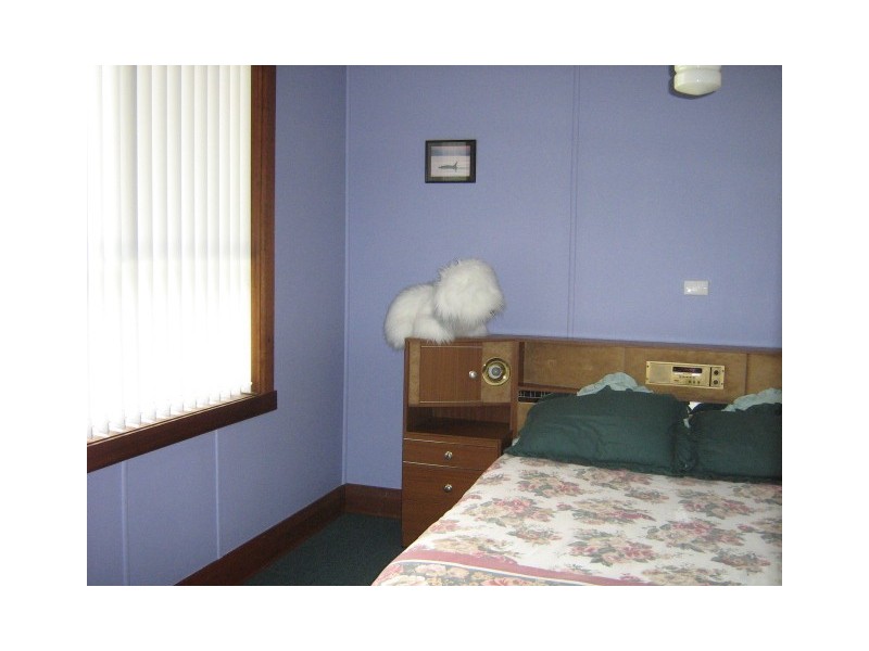 8 Lambert Street, Queenstown TAS 7467