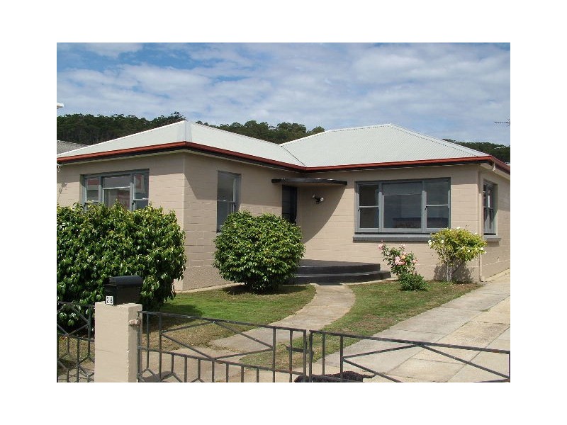 28 Main Road, Burnie TAS 7320