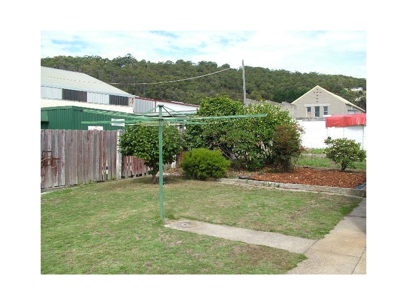 28 Main Road, Burnie TAS 7320