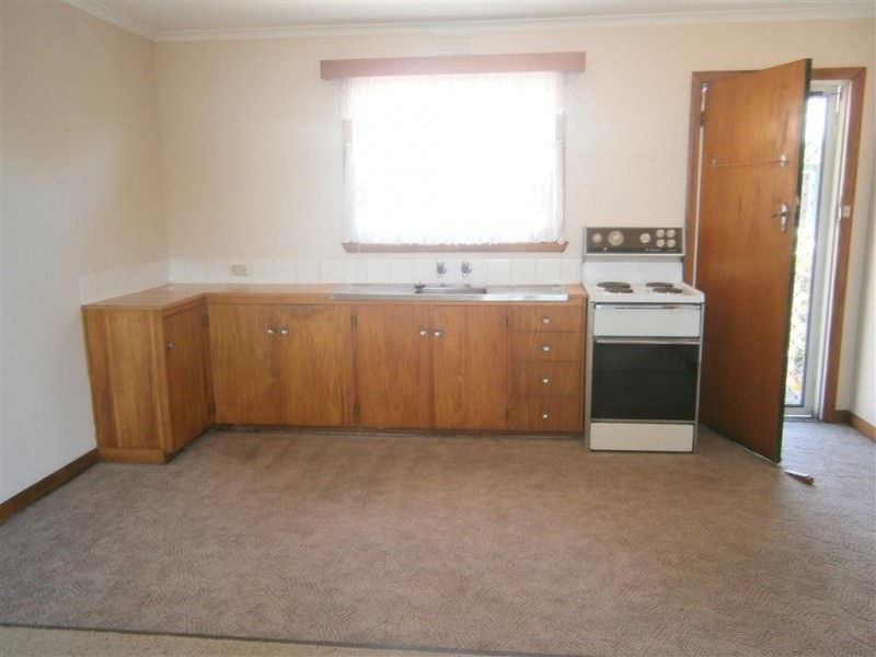 2/11 Hodgman Street, Burnie TAS 7320