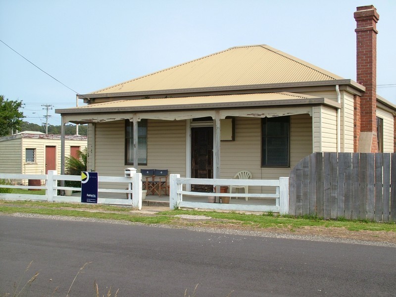 4 Bells Parade, Somerset TAS 7322