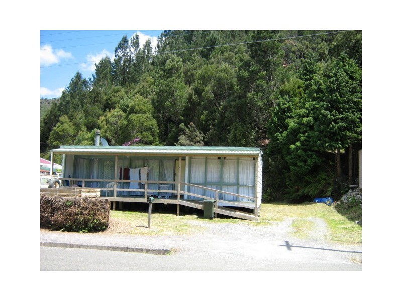 80 Esplanade, Queenstown TAS 7467