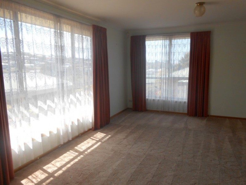 7/200A Mount Street, Upper Burnie TAS 7320