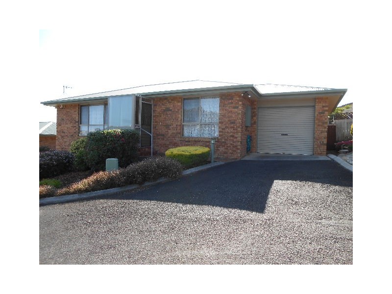 7/200A Mount Street, Upper Burnie TAS 7320
