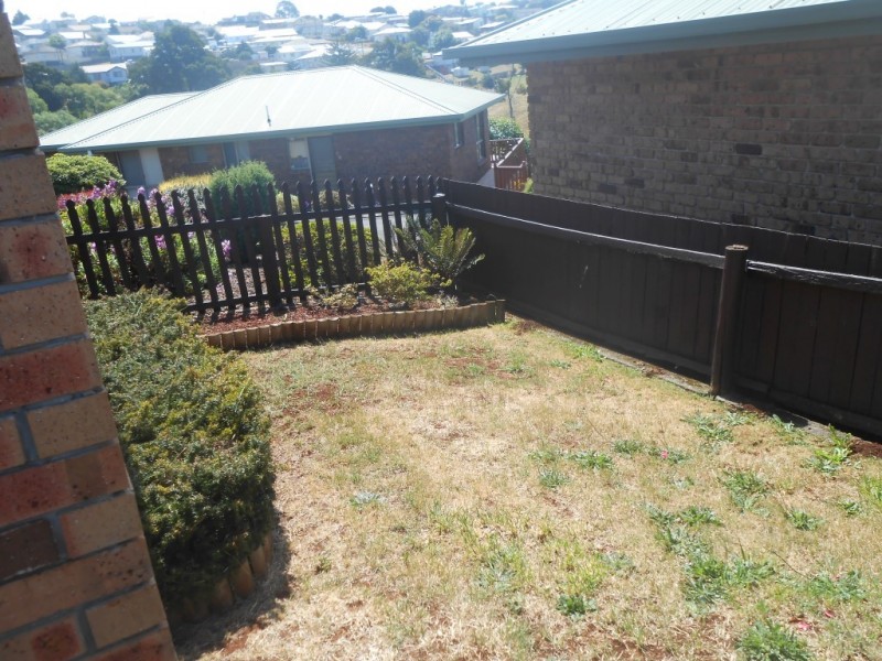 7/200A Mount Street, Upper Burnie TAS 7320
