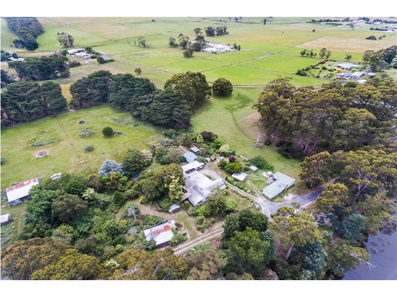 84 River Road, Wynyard TAS 7325