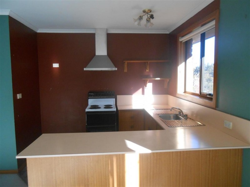 2/61 Manuka Drive, Romaine TAS 7320