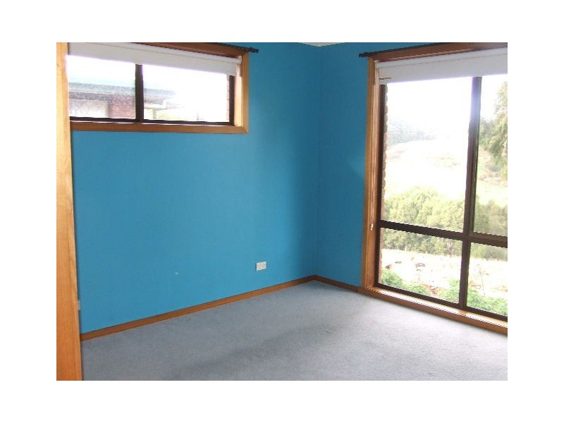 2/61 Manuka Drive, Romaine TAS 7320