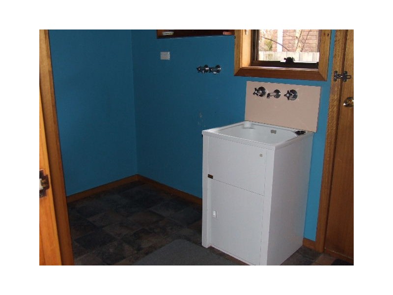 2/61 Manuka Drive, Romaine TAS 7320