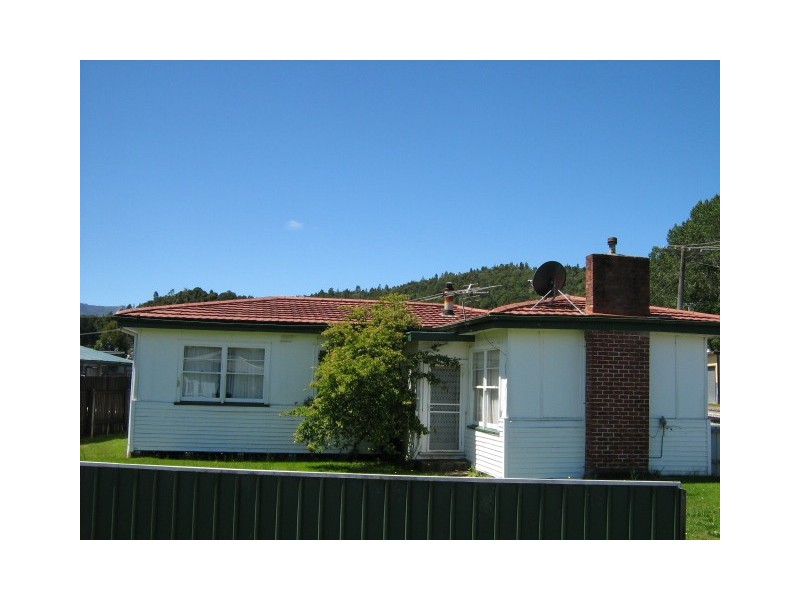 2 Murray Street, Queenstown TAS 7467
