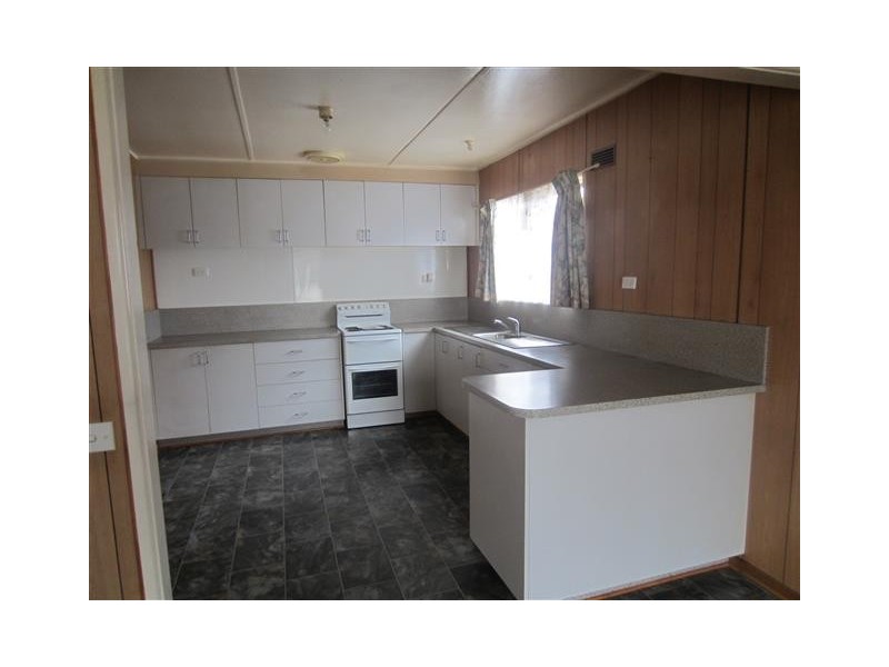 13 Westwood Street, Zeehan TAS 7469