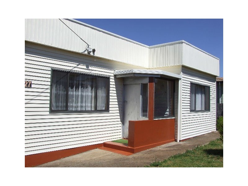 27 Mark Street, Burnie TAS 7320