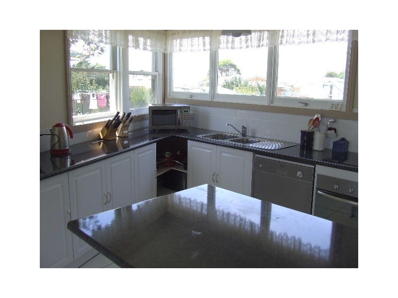 2 Oates Street, Burnie TAS 7320