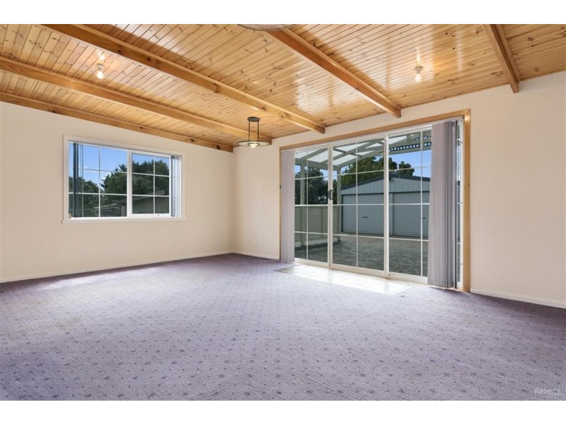 11 West Street, Upper Burnie TAS 7320
