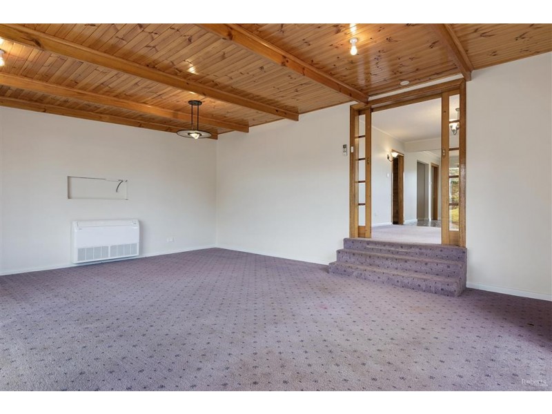 11 West Street, Upper Burnie TAS 7320