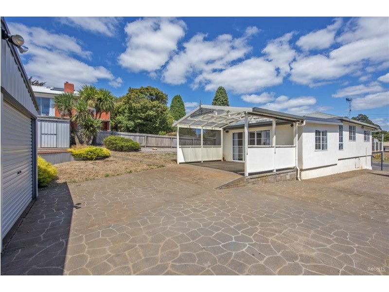11 West Street, Upper Burnie TAS 7320