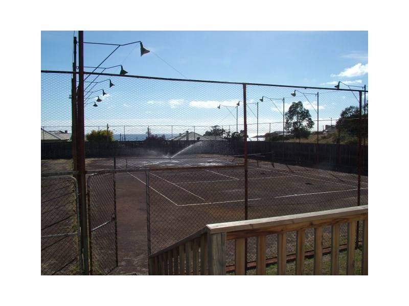 1 Reeves Street, Burnie TAS 7320