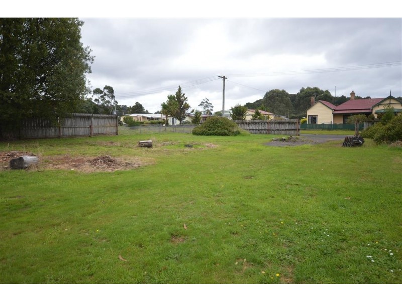 23 Westwood Street, Zeehan TAS 7469