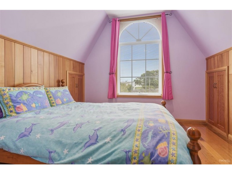 11 Frazer Street, Strahan TAS 7468