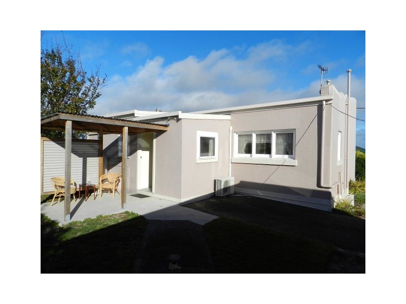 35 Stirling Street, Hillcrest TAS 7320