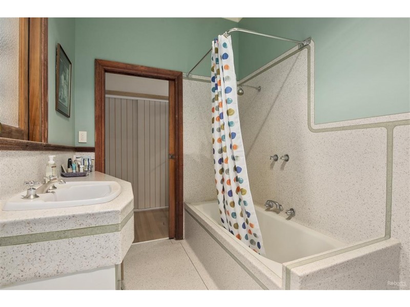 13 Green Street, Strahan TAS 7468