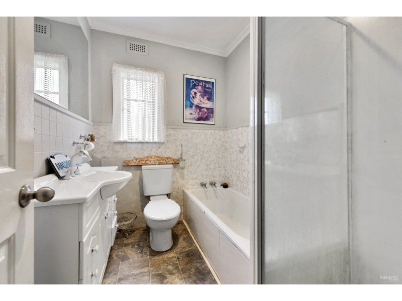 25 Mark Street, Hillcrest TAS 7320