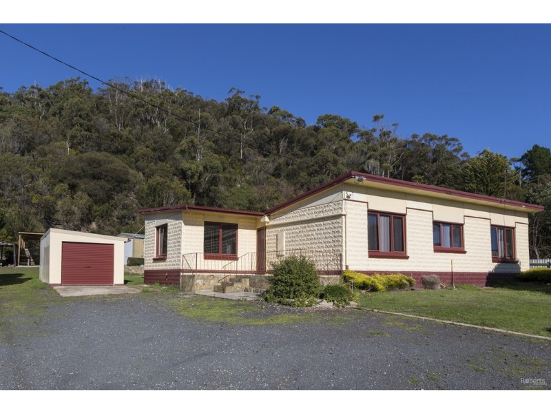 16 River Avenue East, Heybridge TAS 7316