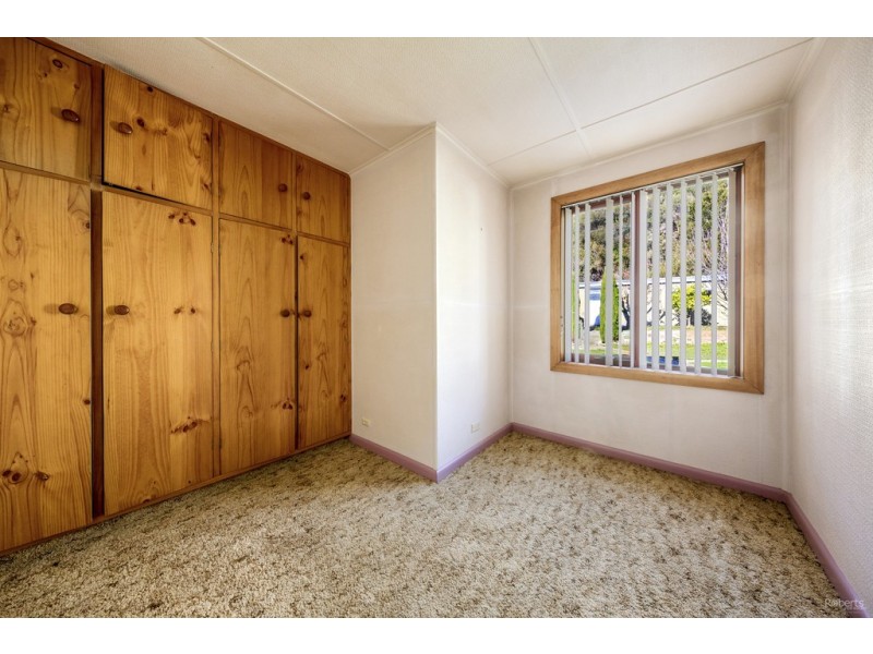 16 River Avenue East, Heybridge TAS 7316