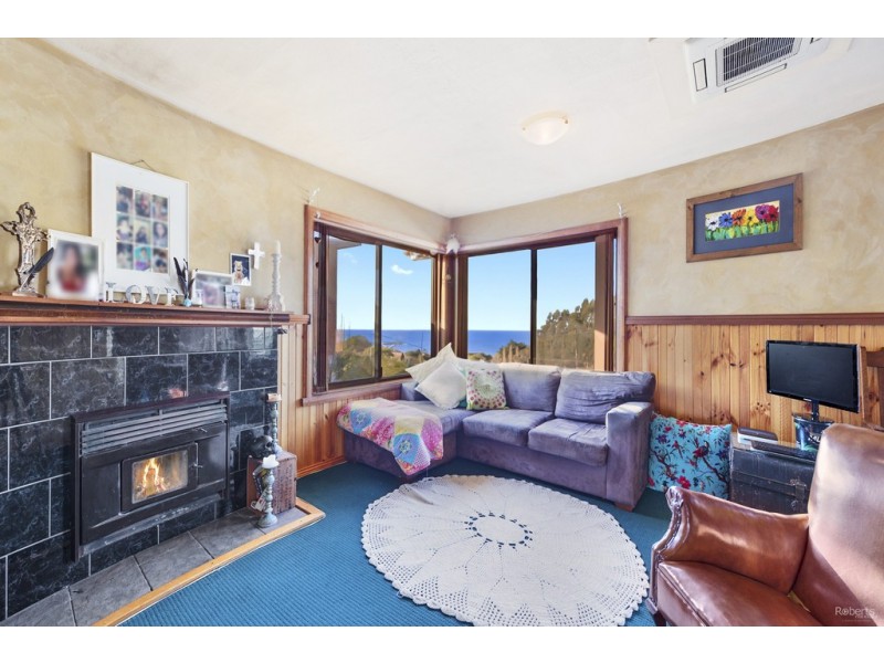 4 Cherry Street North, Hillcrest TAS 7320