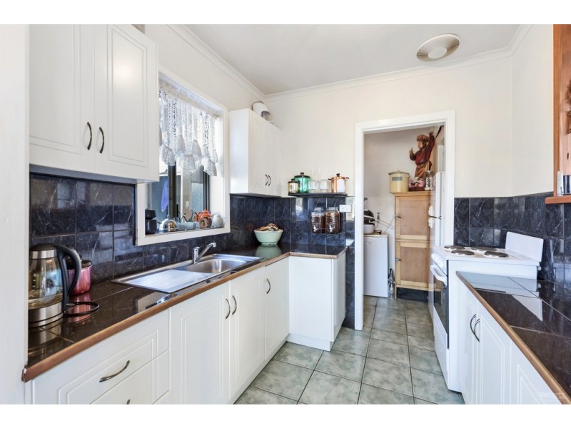 4 Cherry Street North, Hillcrest TAS 7320