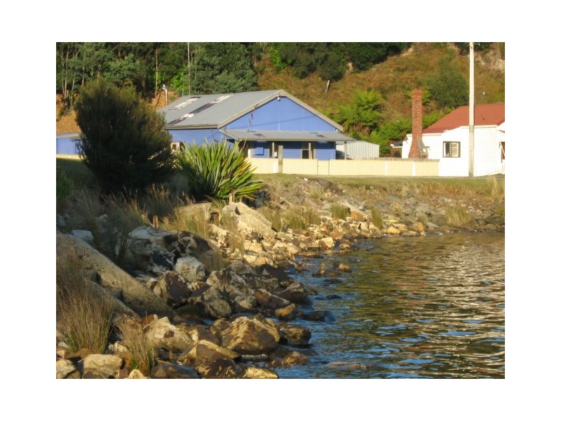 7 Esplanade, Strahan TAS 7468