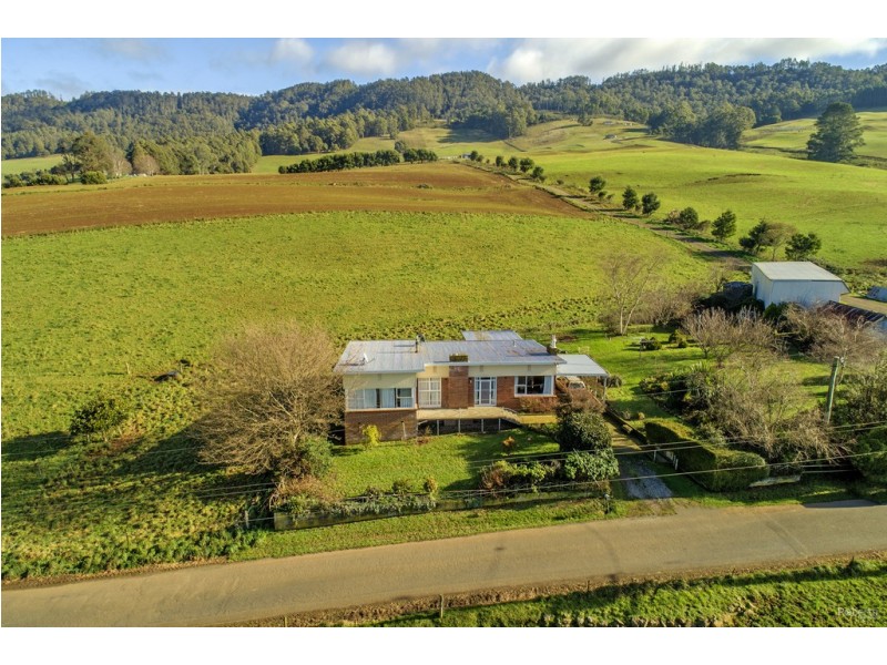 224 Lowana Road, Gunns Plains TAS 7315