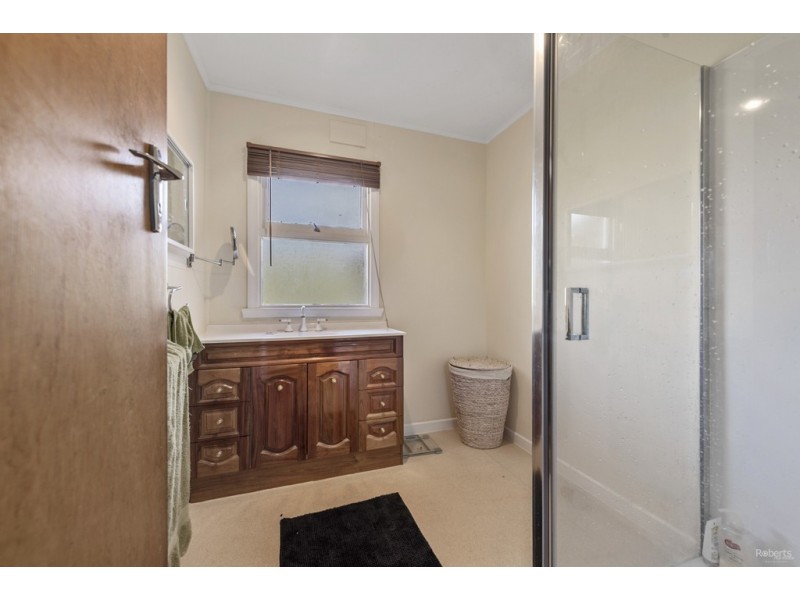 224 Lowana Road, Gunns Plains TAS 7315