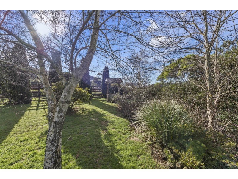 224 Lowana Road, Gunns Plains TAS 7315