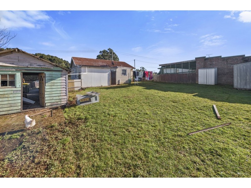 235 Murchison Highway, Somerset TAS 7322