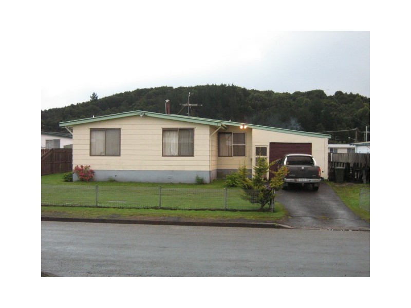7 Austral Street, Zeehan TAS 7469