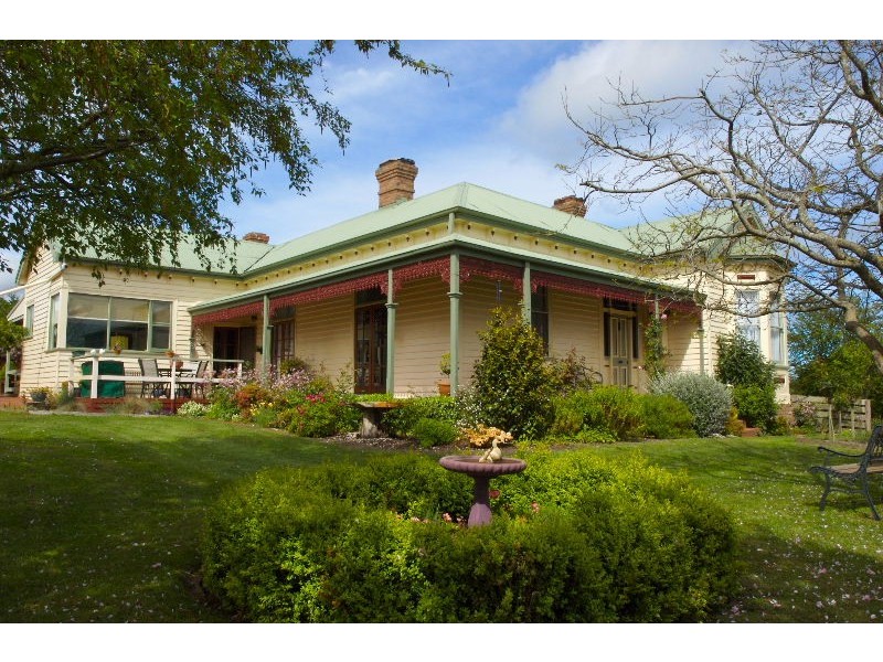 33 Daveys Road, West Pine TAS 7316