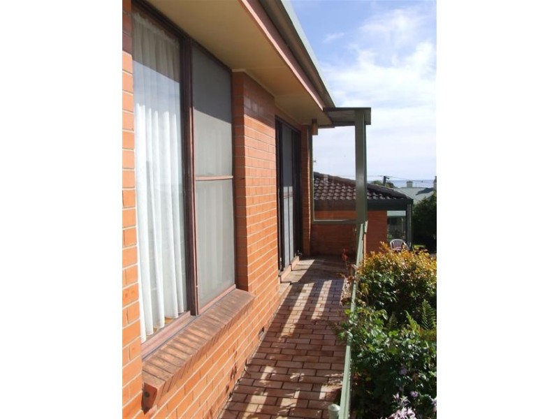 3/11 Princes Street, Burnie TAS 7320