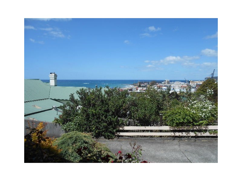 3/11 Princes Street, Burnie TAS 7320