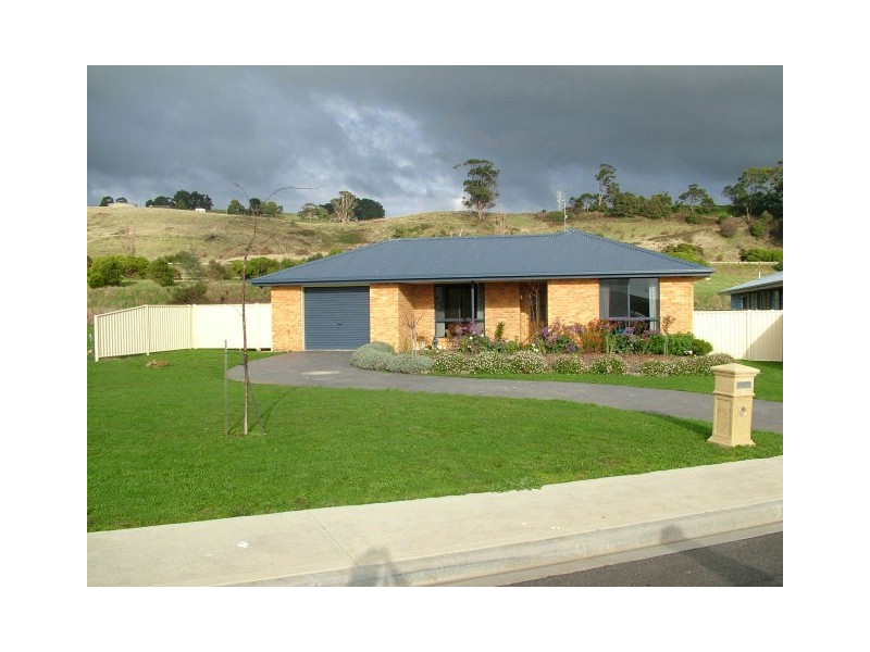 1 Sandhaven Crescent, Sulphur Creek TAS 7316