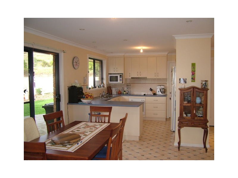 1 Sandhaven Crescent, Sulphur Creek TAS 7316