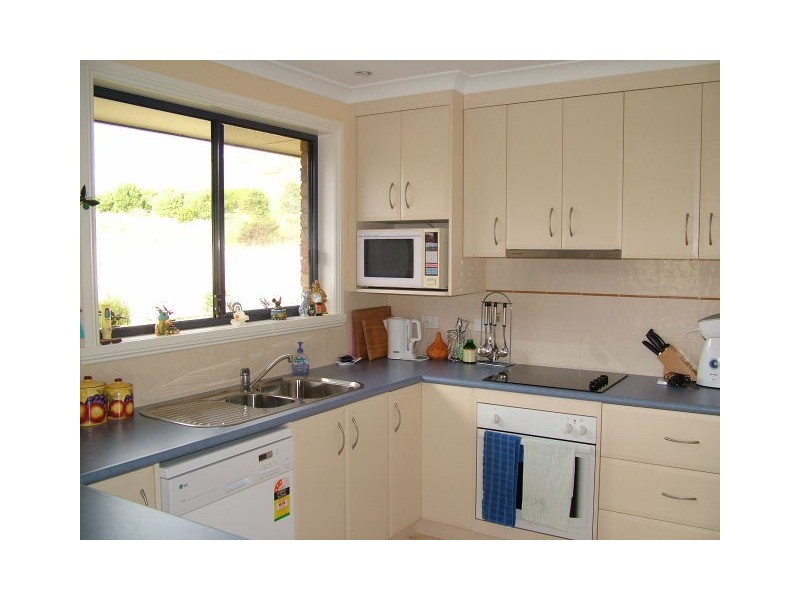 1 Sandhaven Crescent, Sulphur Creek TAS 7316