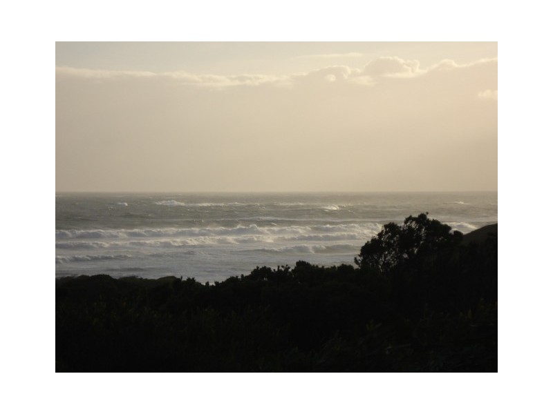 . Sandfly Beach, King Island TAS 7256