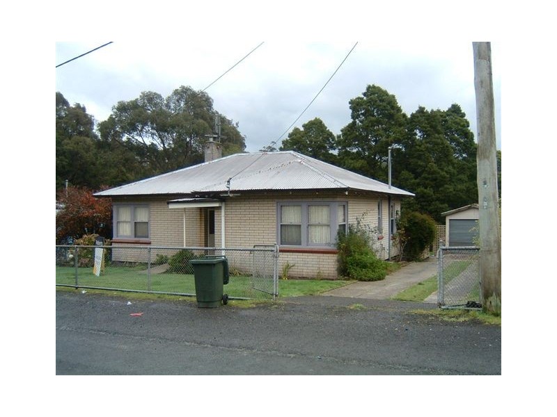 13 Hollywood Street, Rosebery TAS 7470