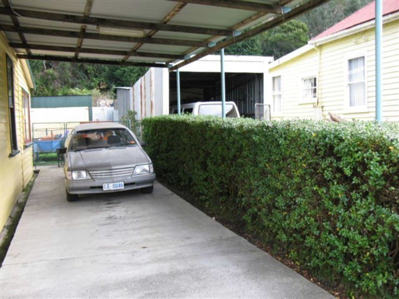 7 Preston Street, Queenstown TAS 7467