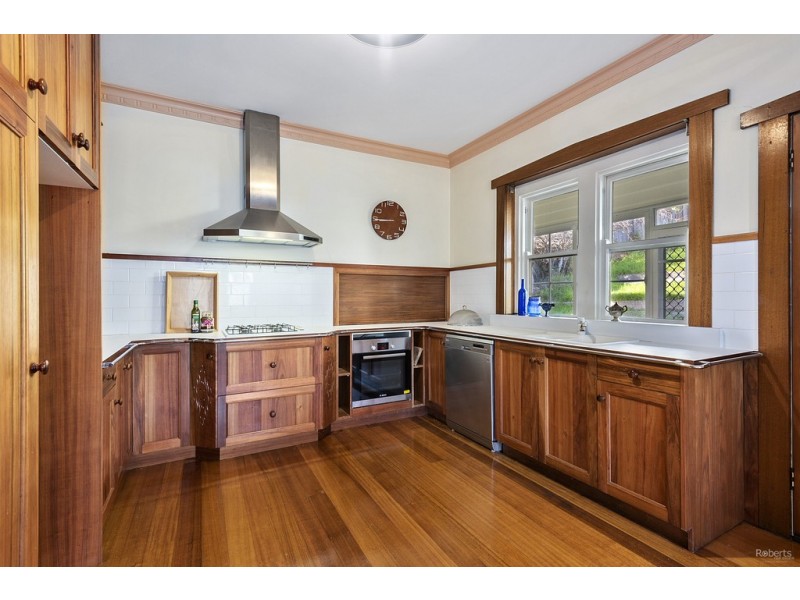 3 West Park Grove, Parklands TAS 7320