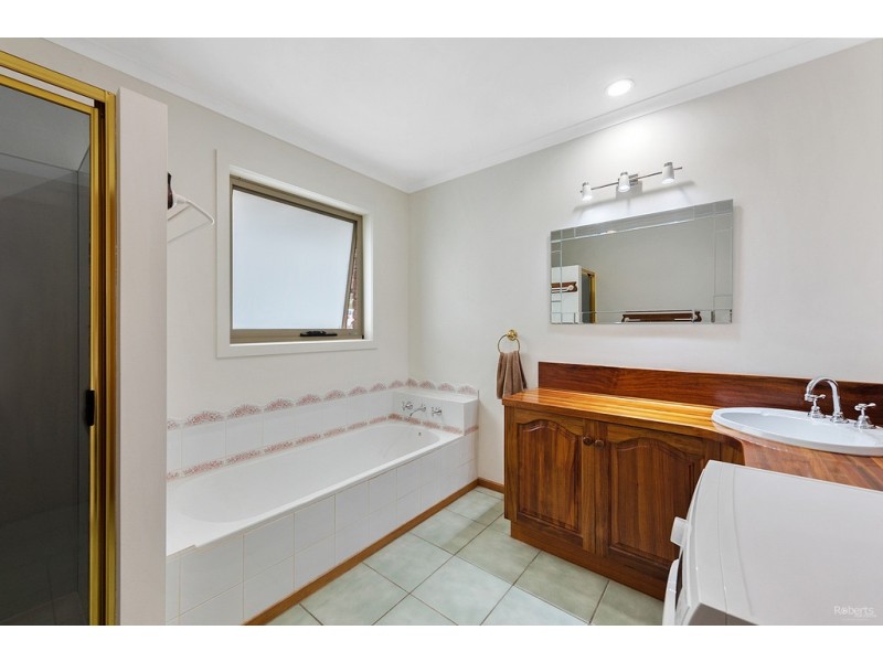 93 Applebys Road, Upper Natone TAS 7321