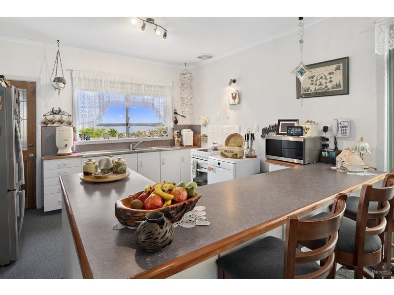 6 Frazer Street, Strahan TAS 7468